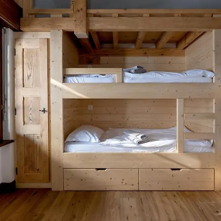 샬레 Falcon - Luxury Swiss Retreat With Hot-tub Bagnes